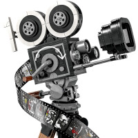 LEGO&reg; Disney 43230 - Kamera &ndash; Hommage an Walt Disney