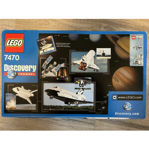 LEGO&reg; City 7470 - Space Shuttle Discovery